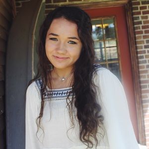 Meet your Posher, Emma